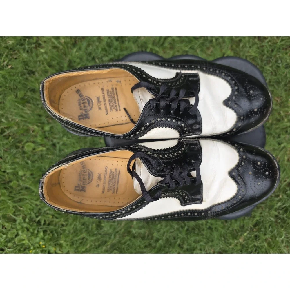 Dr. Martens 3989 Vintage Made in England Black White Wingtip Brogue Shoes